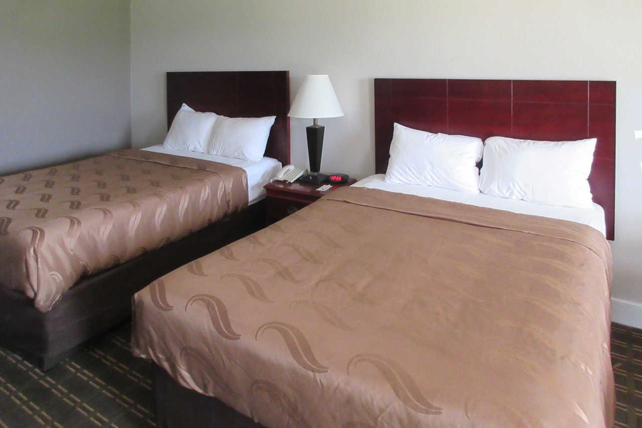 Quality Inn And Suites Port Arthur Nederland Bagian luar foto
